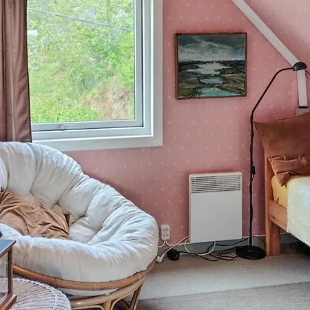 4 Bedroom Gorgeous In Urangsvag Casa de Férias