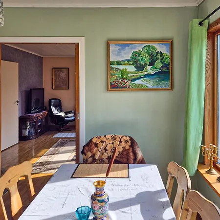 4 Bedroom Gorgeous Home In Urangsvag * Rolvsnes
